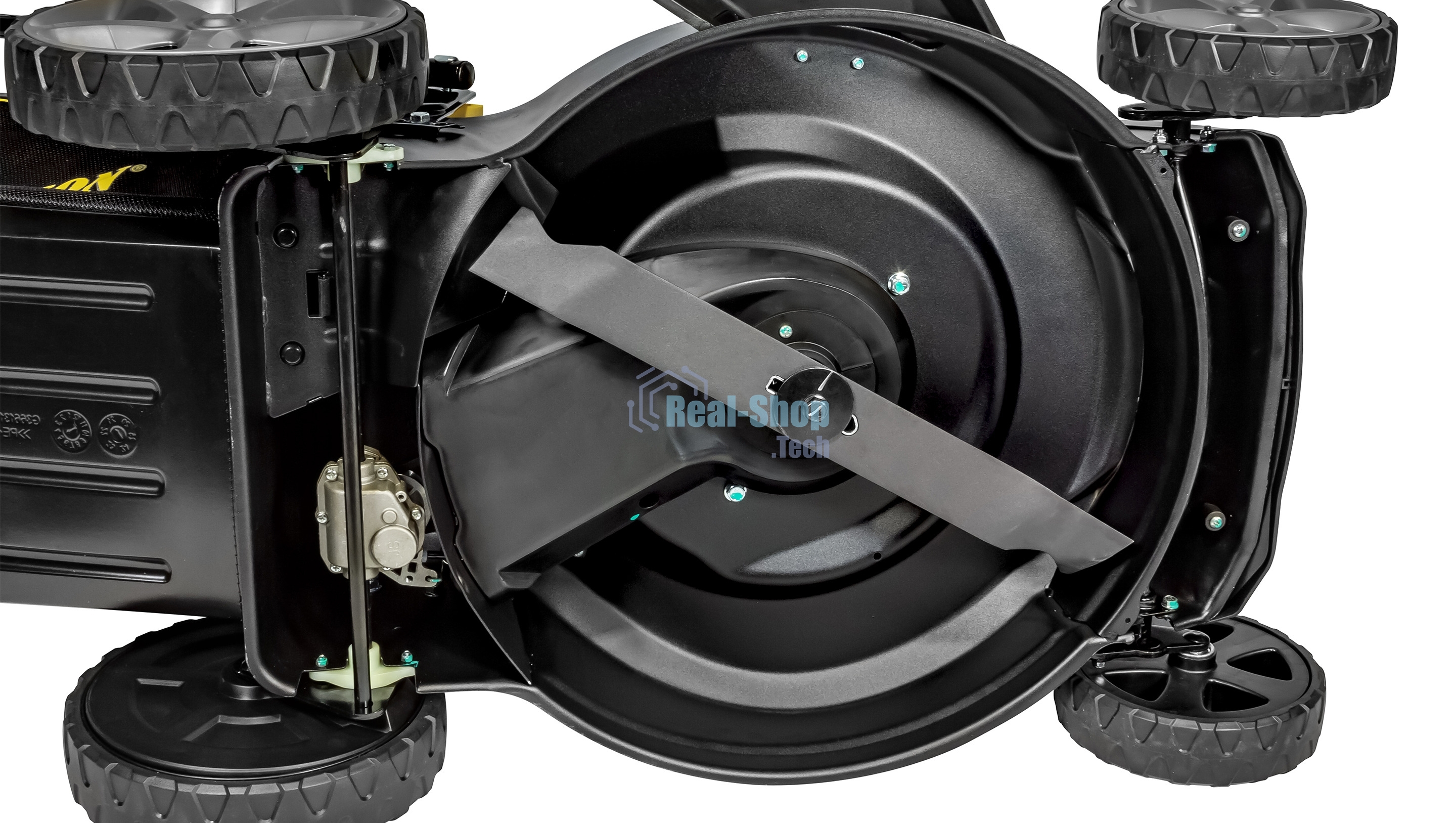 Газонокосилка бензиновая Champion LM5344, 3,9 л.с.