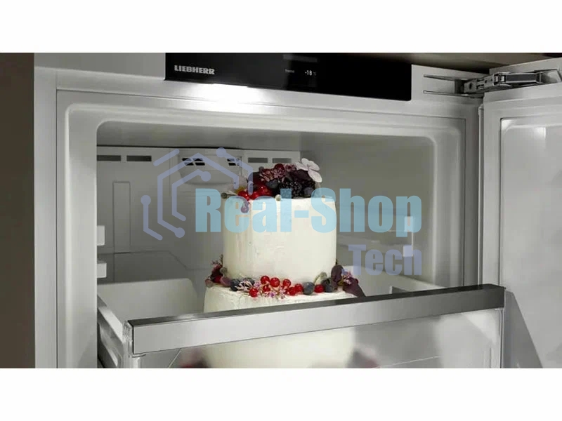 Встраиваемая морозильная камера Liebherr Pure, высота 82-88 см, door-on-door, SmartFrost, сенсорная электроника за дверью.