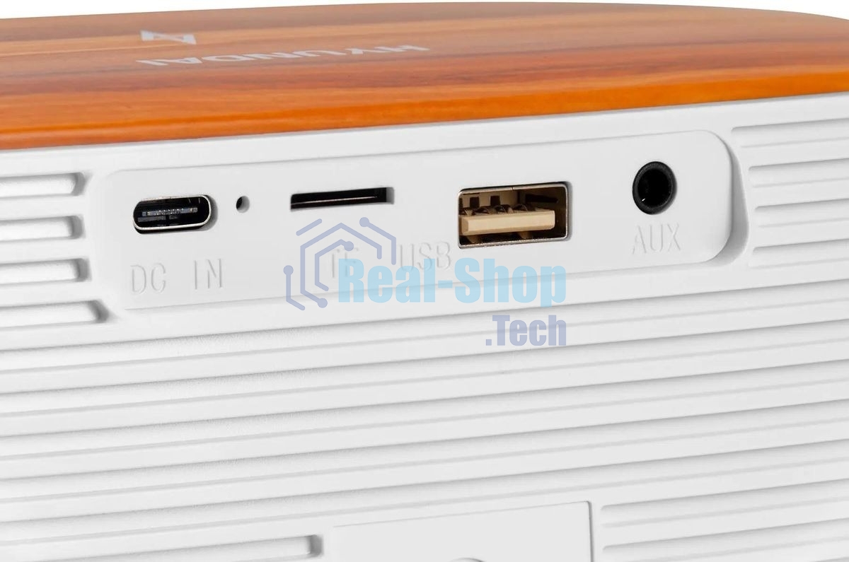 Радиобудильник Hyundai H-RCL231 белый LCD подсв:белая часы:цифровые FM
