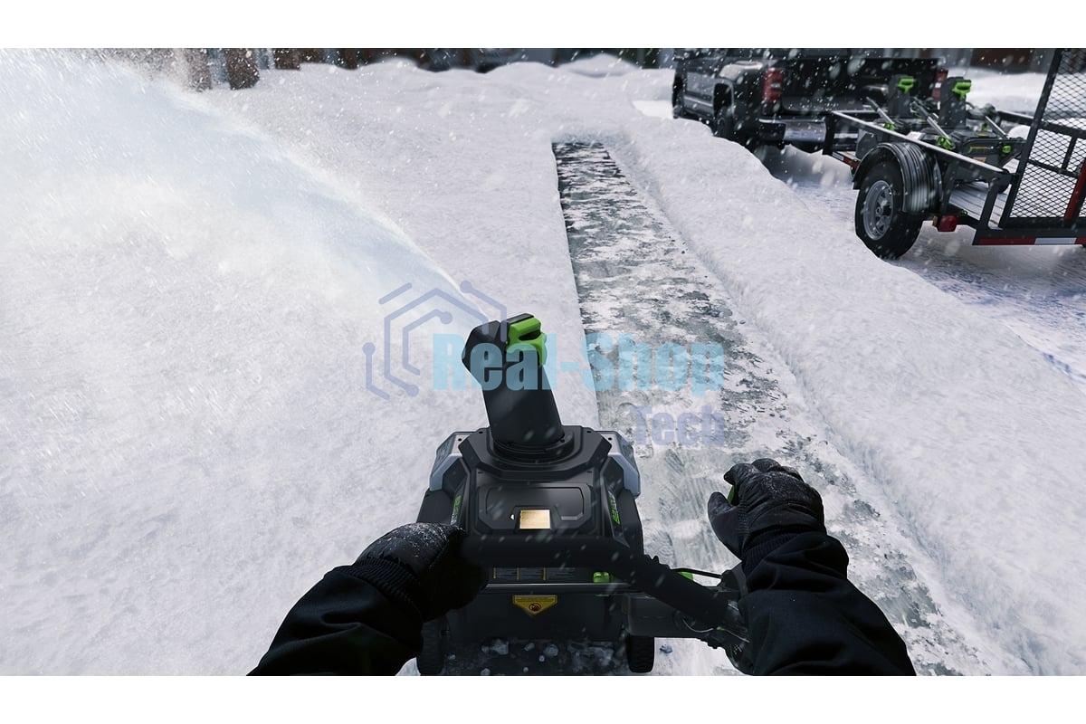 Снегоуборщик электрический Greenworks GD82STK5