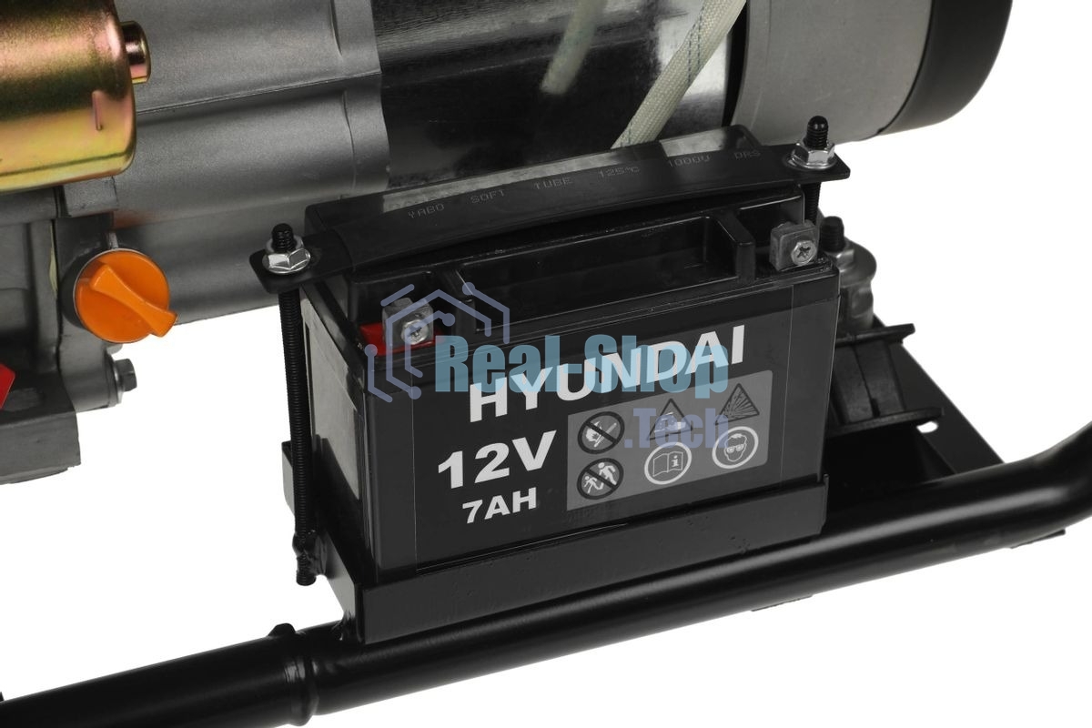 Электрогенератор бензиновый Hyundai HHY 3020FE, 3.1 кВт, 69 дБ, 49 кг