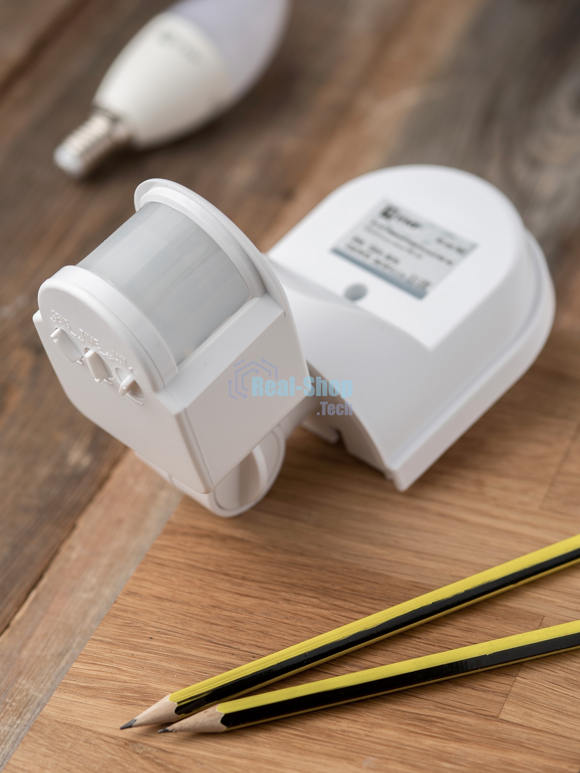 ИК датчик движения EKF dd-ms-16C наст. 1200Вт 180гр. до 12м IP44 MS-16C EKF PROxima